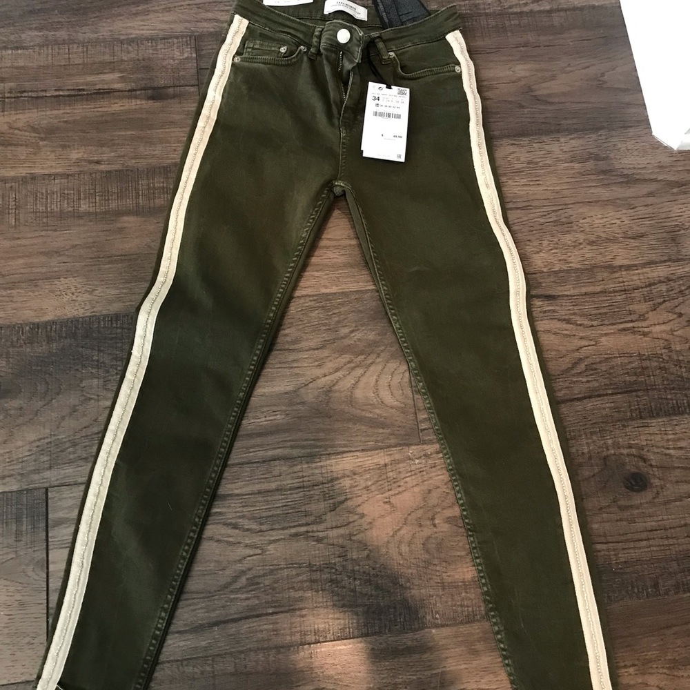 Zara Olive Cream Banded Skinny  NWT
